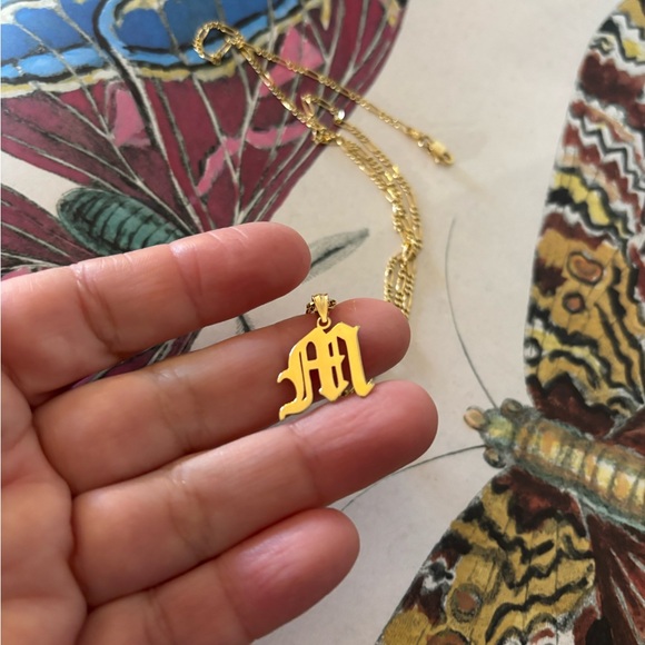 ETSY - Custom Old English Letter "M" Pendant - Picture 6 of 8